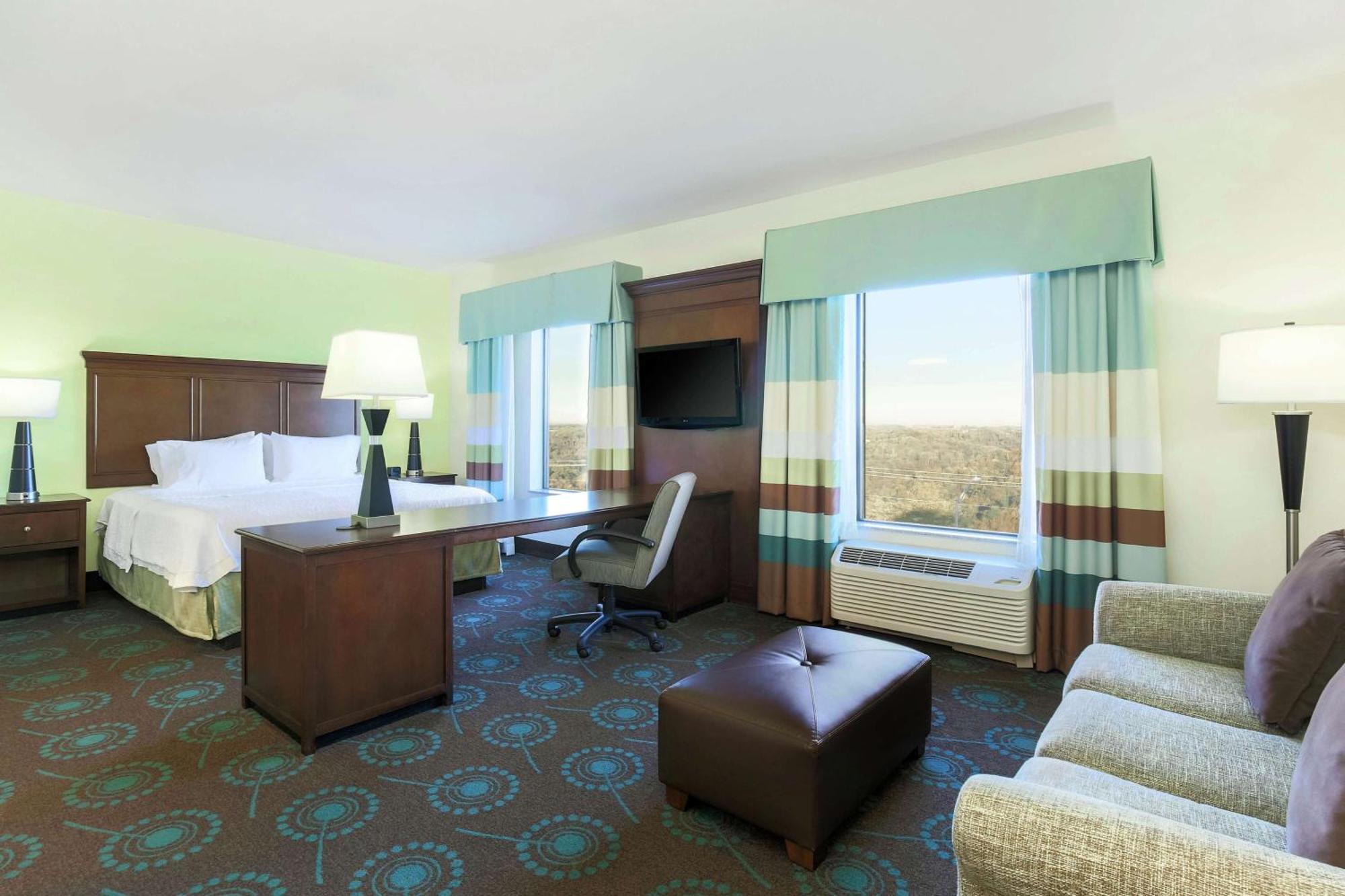 Hampton Inn & Suites Wheeling - The Highlands Triadelphia Exterior foto