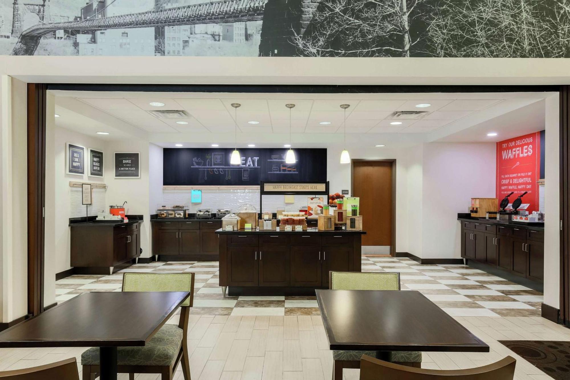 Hampton Inn & Suites Wheeling - The Highlands Triadelphia Exterior foto